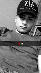 Meet your Posher, Levi francisco